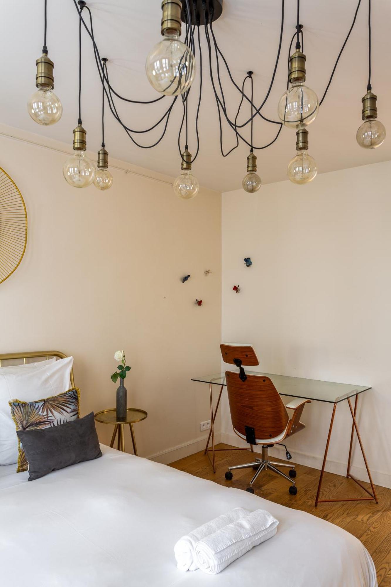 The Charming Rue Cler Apartment *